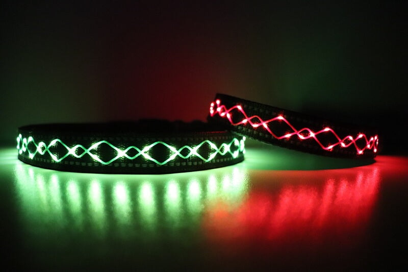 Bestickte LED-Halskette
